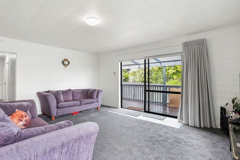Photo of property in 1/184 Hutchinson Avenue, New Lynn, Auckland, 0600