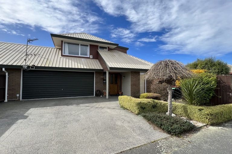 Photo of property in 2/18 Murmont Street, Bishopdale, Christchurch, 8053