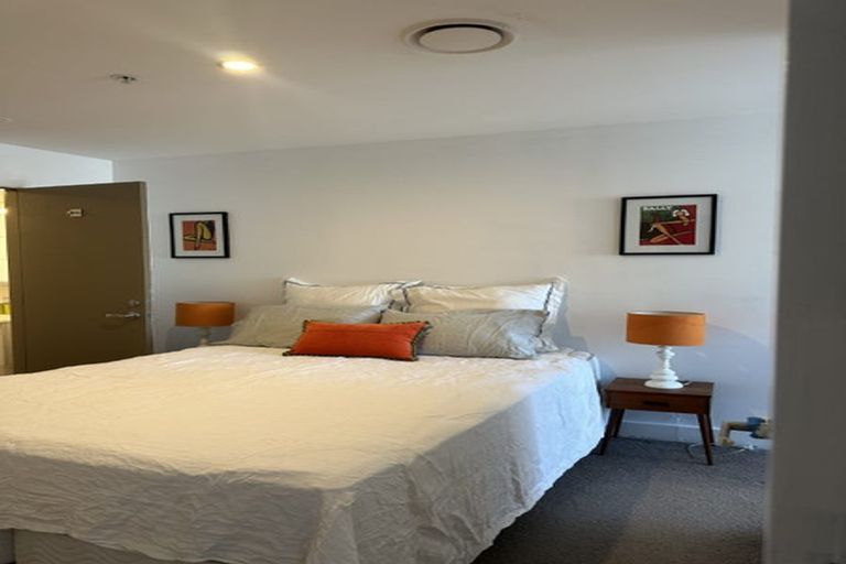 Photo of property in Canvas Apartments, 1/307 Willis Street, Te Aro, Wellington, 6011