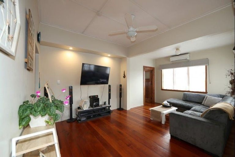 Photo of property in 219 Georges Drive, Napier South, Napier, 4110