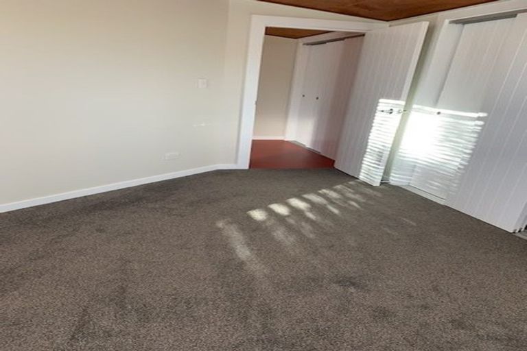 Photo of property in 35b Wharemauku Road, Raumati Beach, Paraparaumu, 5032