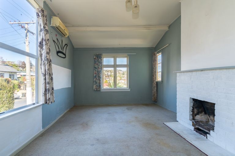 Photo of property in 75 Walton Street, Kaikorai, Dunedin, 9010