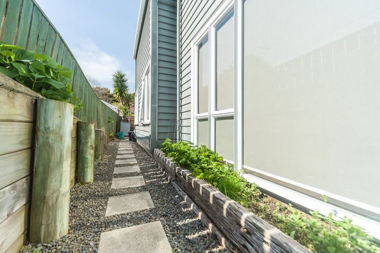 Photo of property in 23 Arcus Way, Hataitai, Wellington, 6021