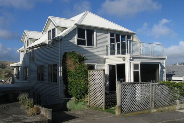 Photo of property in 34 Motuhara Road, Plimmerton, Porirua, 5026
