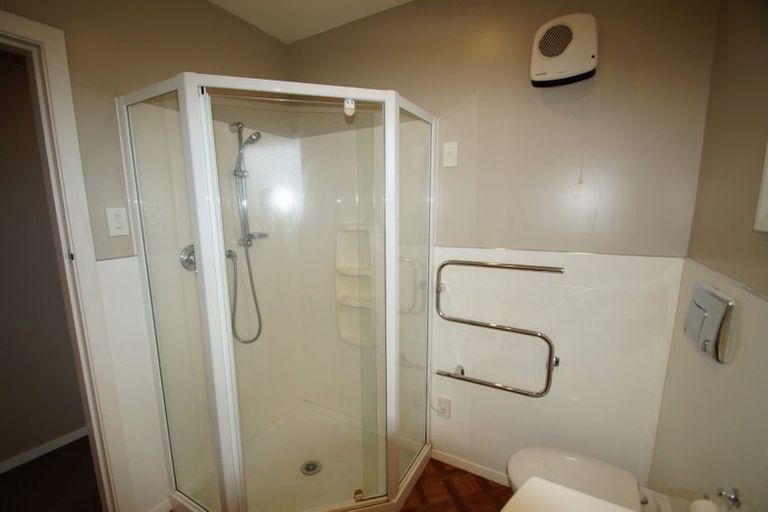 Photo of property in 10 Chislehurst Place, Bryndwr, Christchurch, 8052