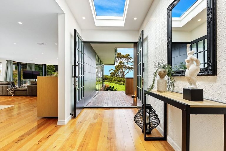 Photo of property in 144 Clifton Terrace, Clifton, Christchurch, 8081