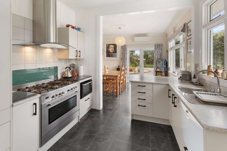 Photo of property in 170 Gladstone Road, Levin, 5571