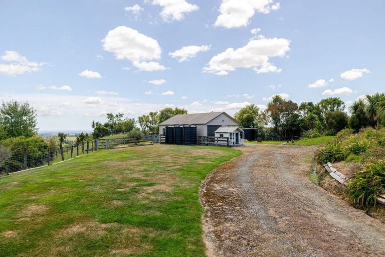 Photo of property in 179 Harrison Hill Road, Aokautere, Palmerston North, 4471