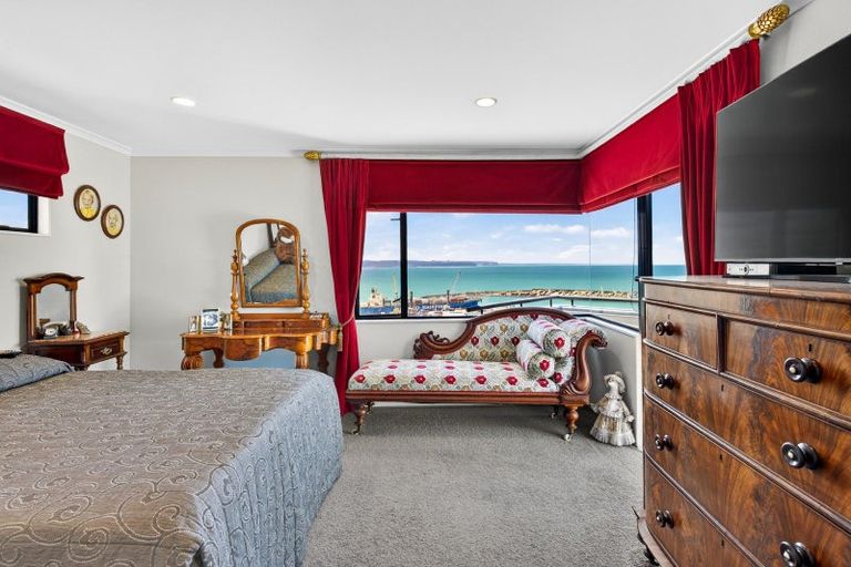 Photo of property in 128b Thompson Road, Bluff Hill, Napier, 4110