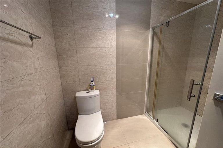 Photo of property in 9/4 Wallson Crescent, Wiri, Auckland, 2104