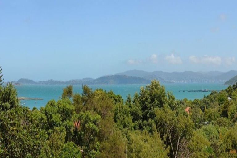 Photo of property in 1 Whiorau Grove, Lowry Bay, Lower Hutt, 5013