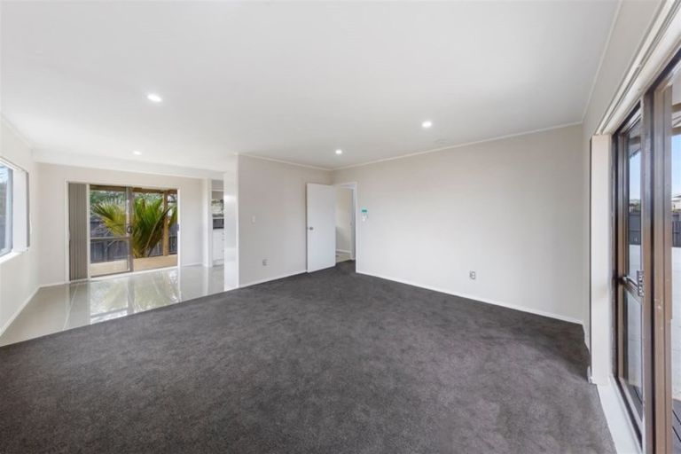 Photo of property in 7a Inverell Avenue, Wiri, Auckland, 2104