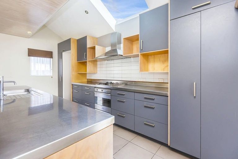 Photo of property in 869b High Street, Boulcott, Lower Hutt, 5011