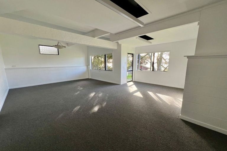 Photo of property in 1/55 Beresford Street, Bayswater, Auckland, 0622
