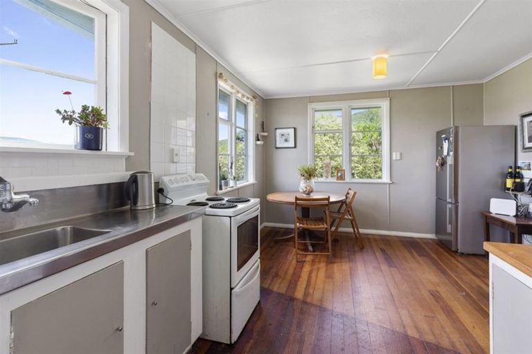 Photo of property in 58 Kotuku Street, Elsdon, Porirua, 5022