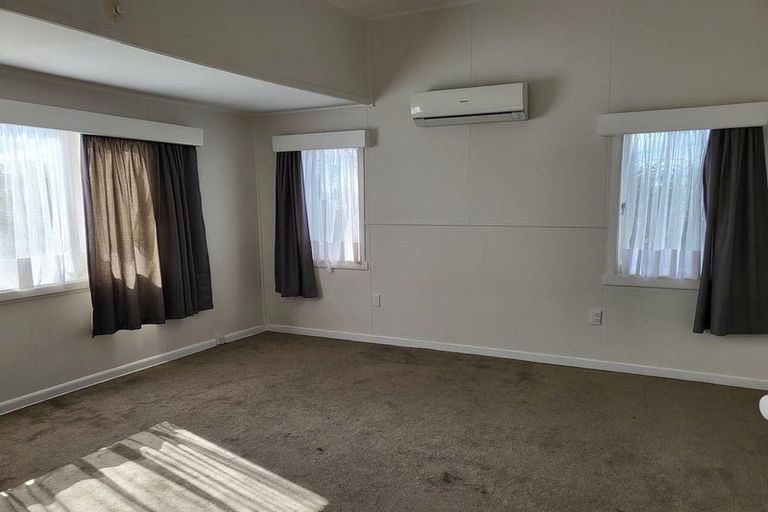Photo of property in 11 Wood Street, Papakura, 2110