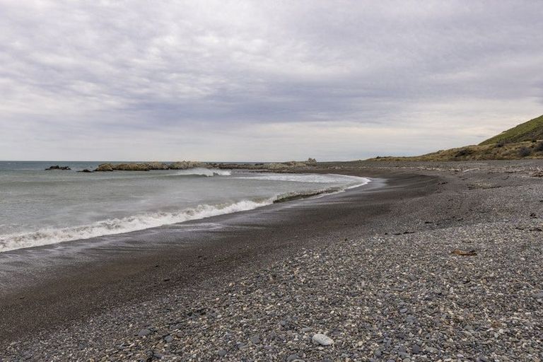 Photo of property in 18 Clermont Street, Ward, Seddon, 7285