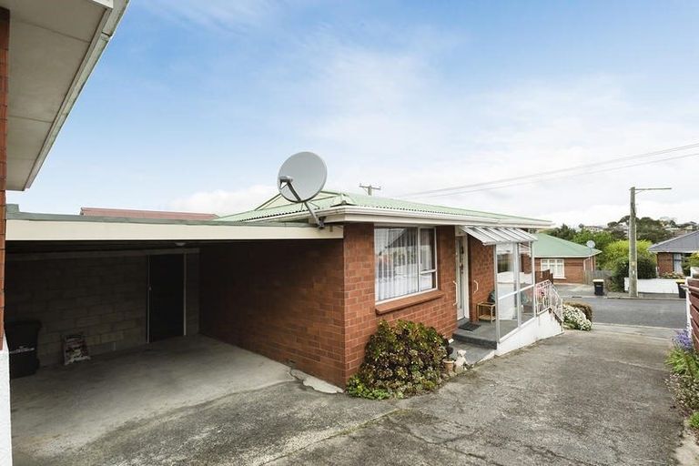 Photo of property in 10 Bernard Street, Kenmure, Dunedin, 9011