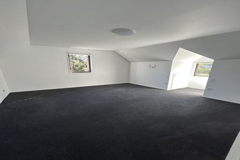 Photo of property in 142 Victoria Avenue, Hokowhitu, Palmerston North, 4410