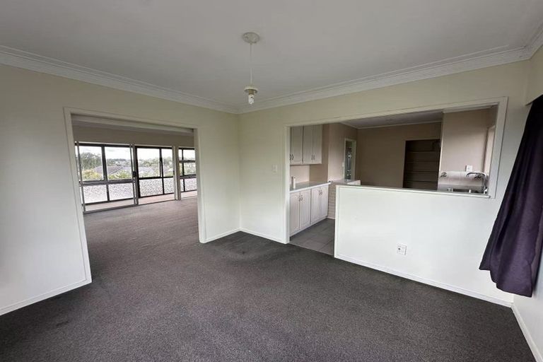 Photo of property in 10 Bendale Place, Papatoetoe, Auckland, 2025