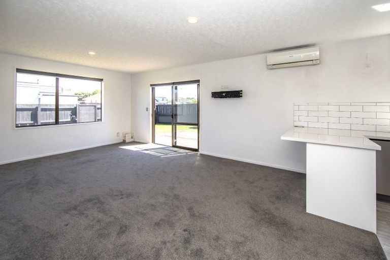 Photo of property in 1/64 Manurere Street, Hei Hei, Christchurch, 8042