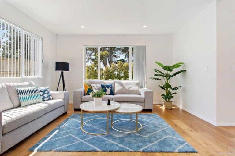 Photo of property in 109 Kowhai Road, Mairangi Bay, Auckland, 0630