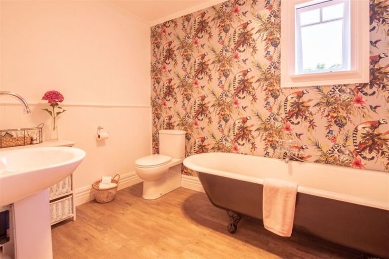 Photo of property in 99 Western Valley Road, Little River, 7591