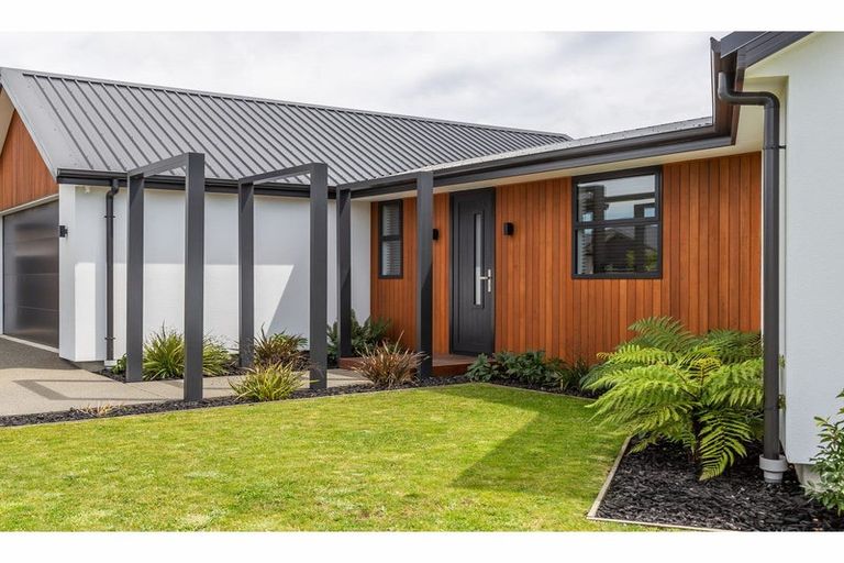 Photo of property in 96 Oaks Drive, Lincoln, 7608