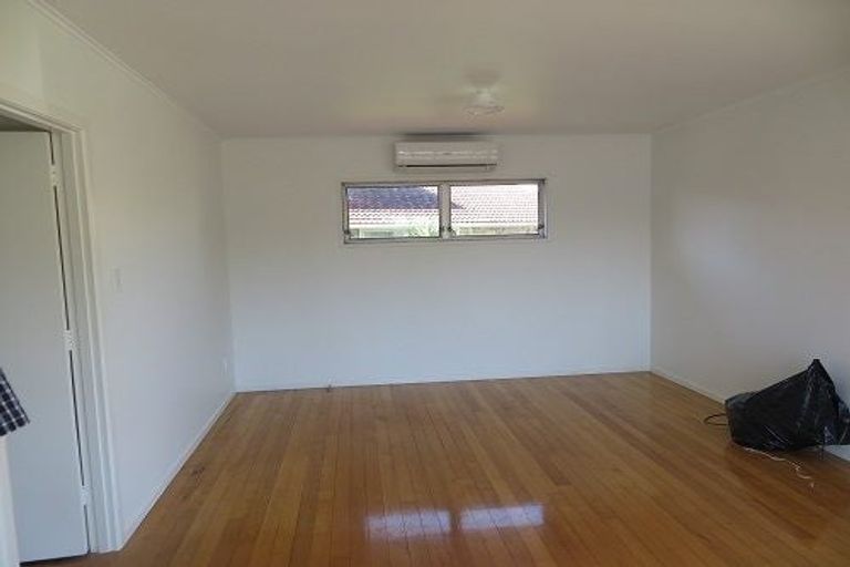 Photo of property in 18 Alcock Street, Mount Wellington, Auckland, 1060