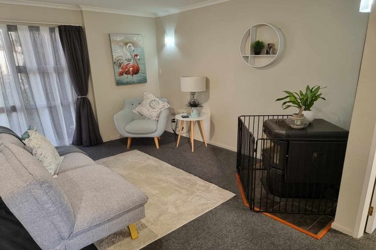 Photo of property in 2/16a Ranfurly Street, Trentham, Upper Hutt, 5018