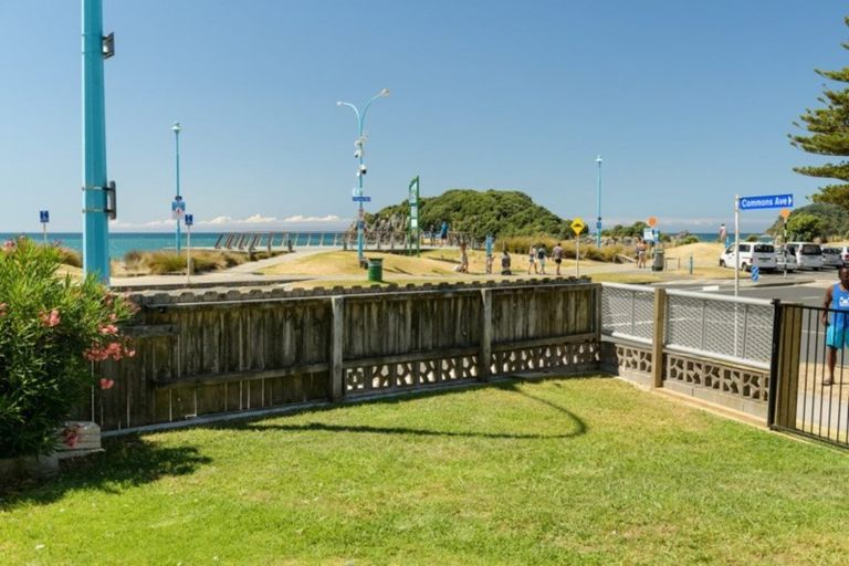 Photo of property in 18 Marine Parade, Mount Maunganui, 3116
