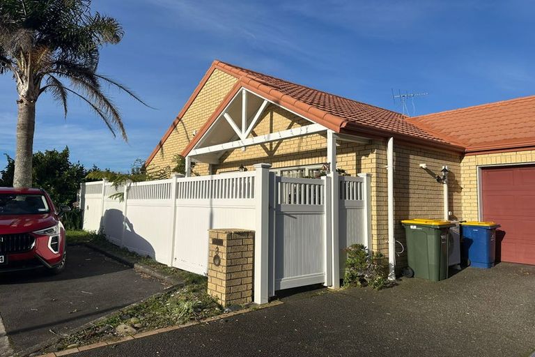 Photo of property in 3 Dunbarton Drive, Ranui, Auckland, 0612