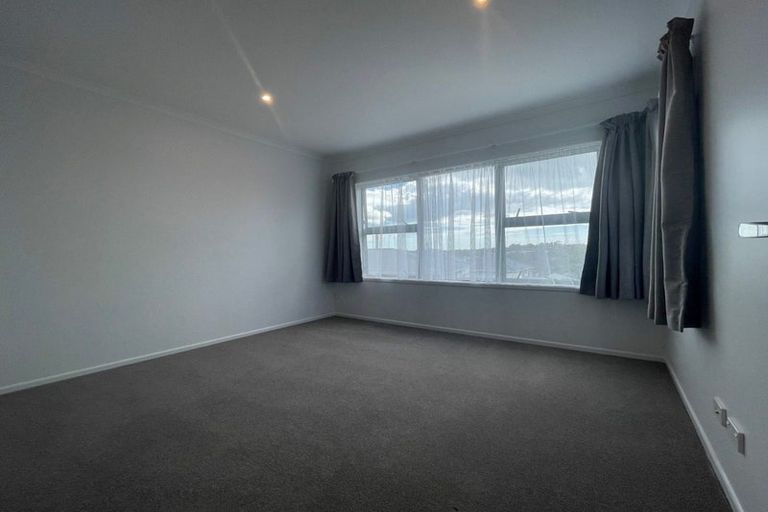 Photo of property in 51 Verran Road, Birkenhead, Auckland, 0626