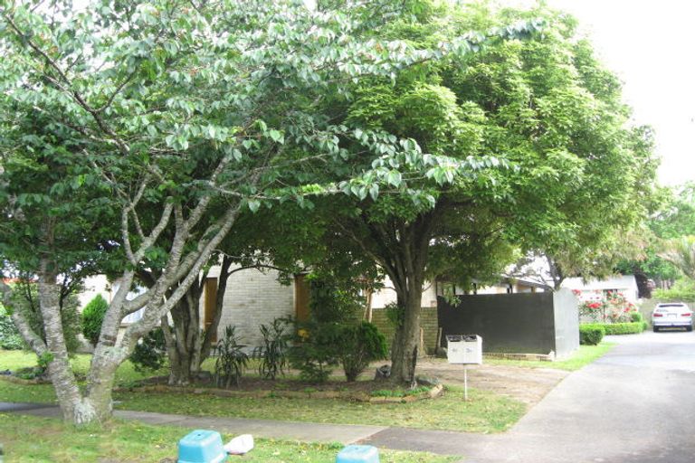 Photo of property in 3a Corolu Place, Conifer Grove, Takanini, 2112