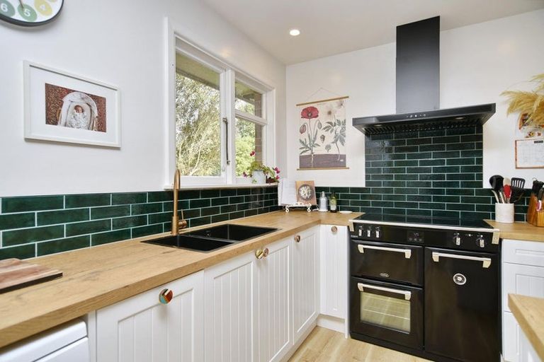 Photo of property in 95a Clarendon Terrace, Woolston, Christchurch, 8023