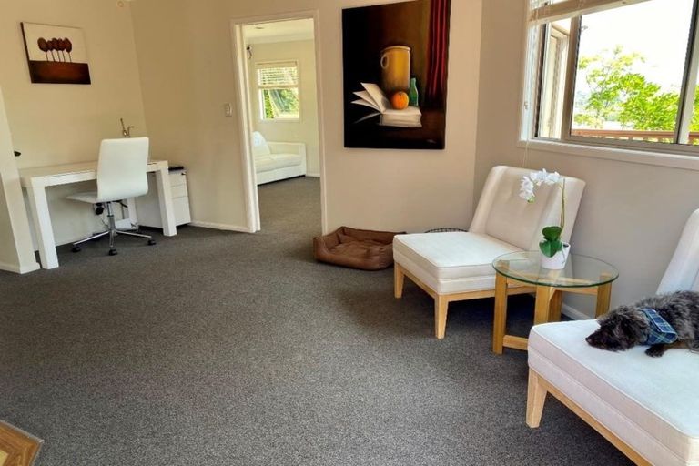 Photo of property in 2 William Souter Street, Forrest Hill, Auckland, 0620