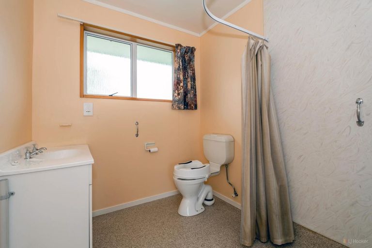 Photo of property in 32 Campbell Street, Geraldine, 7930