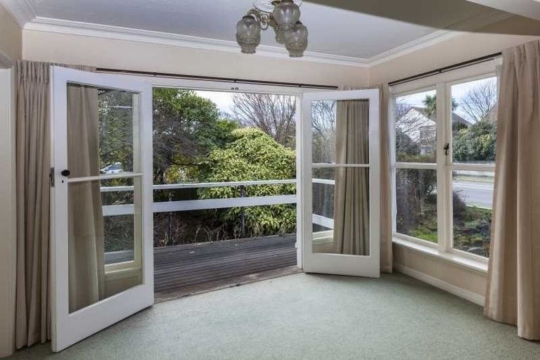 Photo of property in 147 Waimairi Road, Ilam, Christchurch, 8041