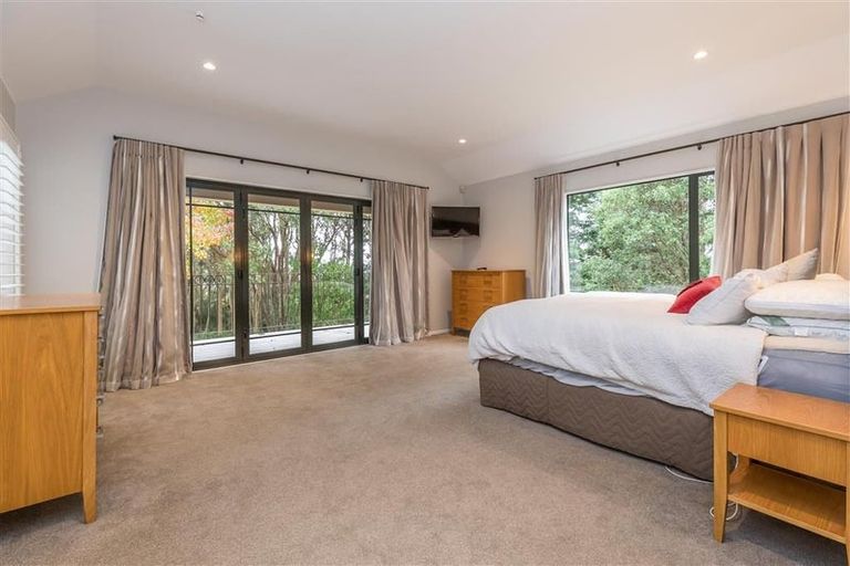 Photo of property in 312 Upper Harbour Drive, Greenhithe, Auckland, 0632
