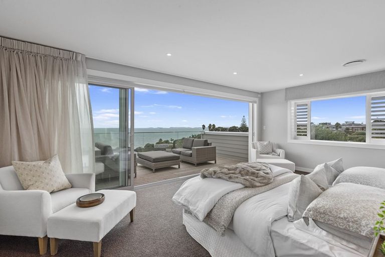 Photo of property in 76 Churchill Road, Murrays Bay, Auckland, 0630