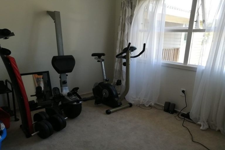 Photo of property in 1/31 Becroft Drive, Forrest Hill, Auckland, 0620