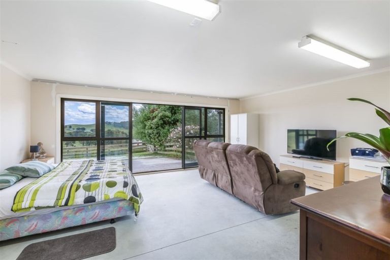 Photo of property in 237 J V Grant Road, Wellsford, 0973