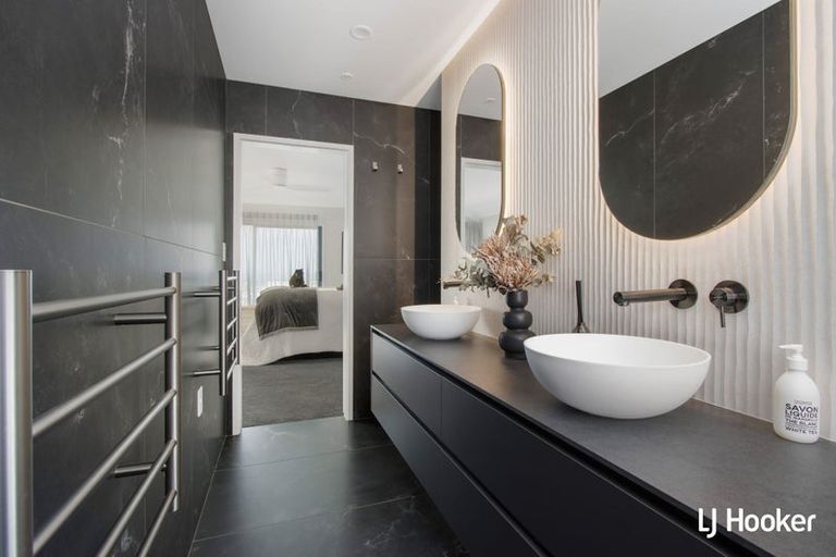 Photo of property in 33 The Crescent, Waihi Beach, 3611