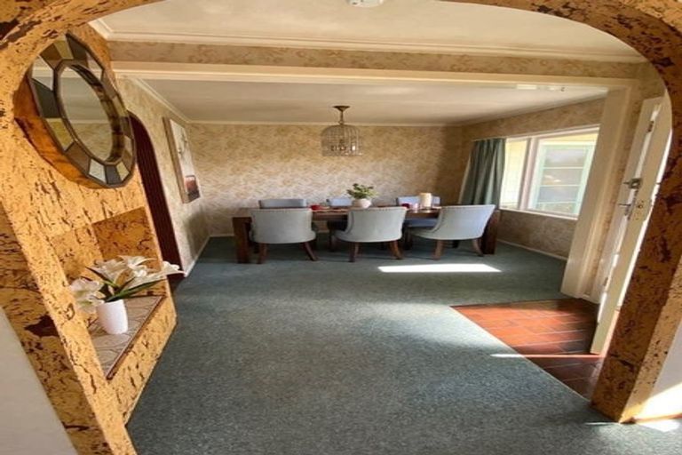 Photo of property in 7 Bowling Road, Greenmeadows, Napier, 4112