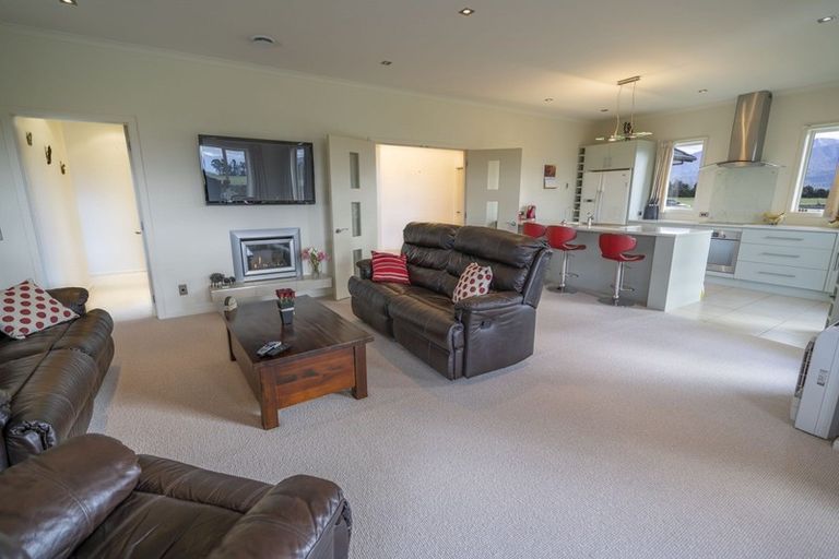 Photo of property in 30 Oraka Street, Te Anau, 9600