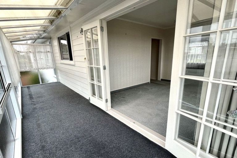 Photo of property in 56 Richards Avenue, Forrest Hill, Auckland, 0620