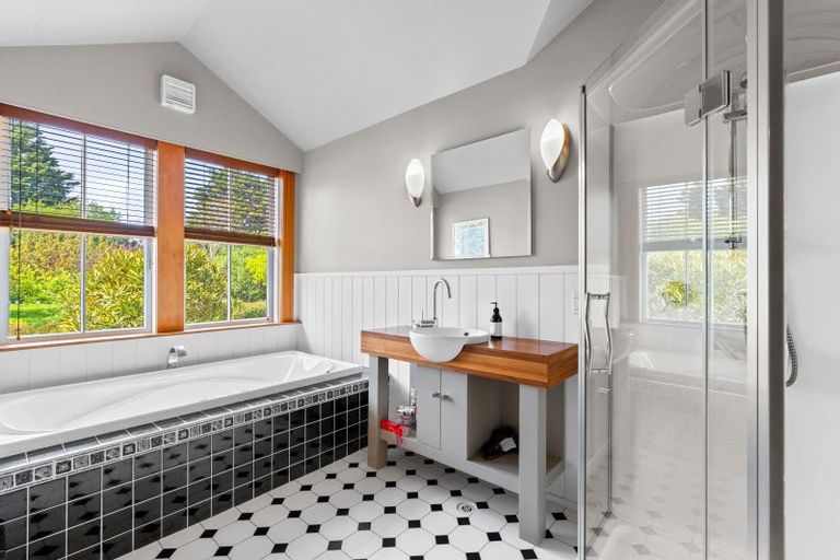 Photo of property in 8 Maungahina Road, Te Ore Ore, Masterton, 5886