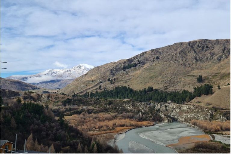 Photo of property in 7 Powder Terrace, Arthurs Point, Queenstown, 9371