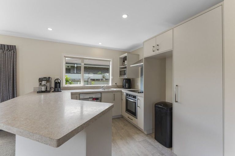 Photo of property in 23 Bowen Street, Woodville, 4920