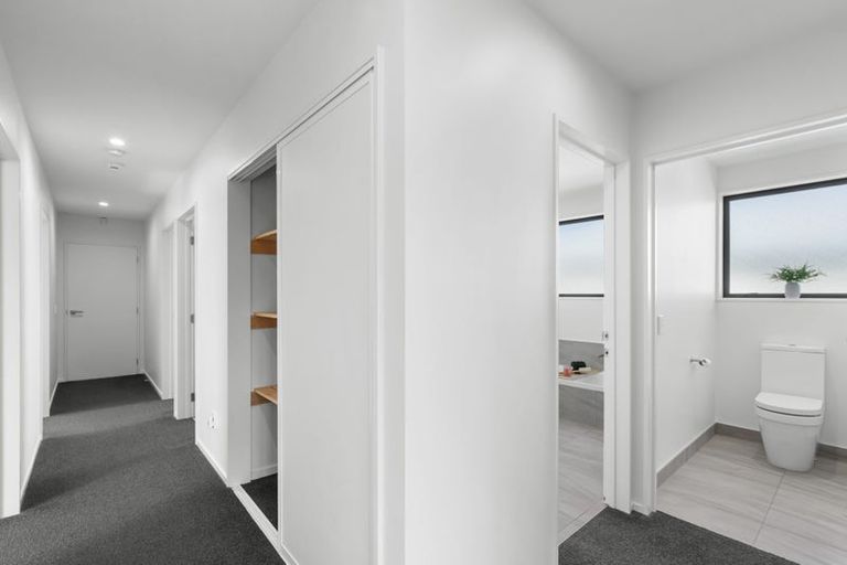 Photo of property in 35 Bradwell Crescent, Halswell, Christchurch, 8025